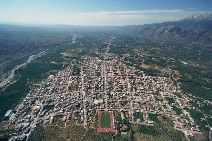 Die moderne Stadt Sparta im "hohlen Lakedaimon" (Quelle: wikimapia.org)